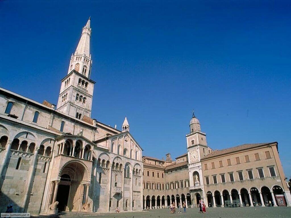 modena_011_duomo_piazza_grande