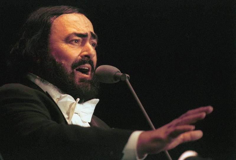 AP_pavarotti